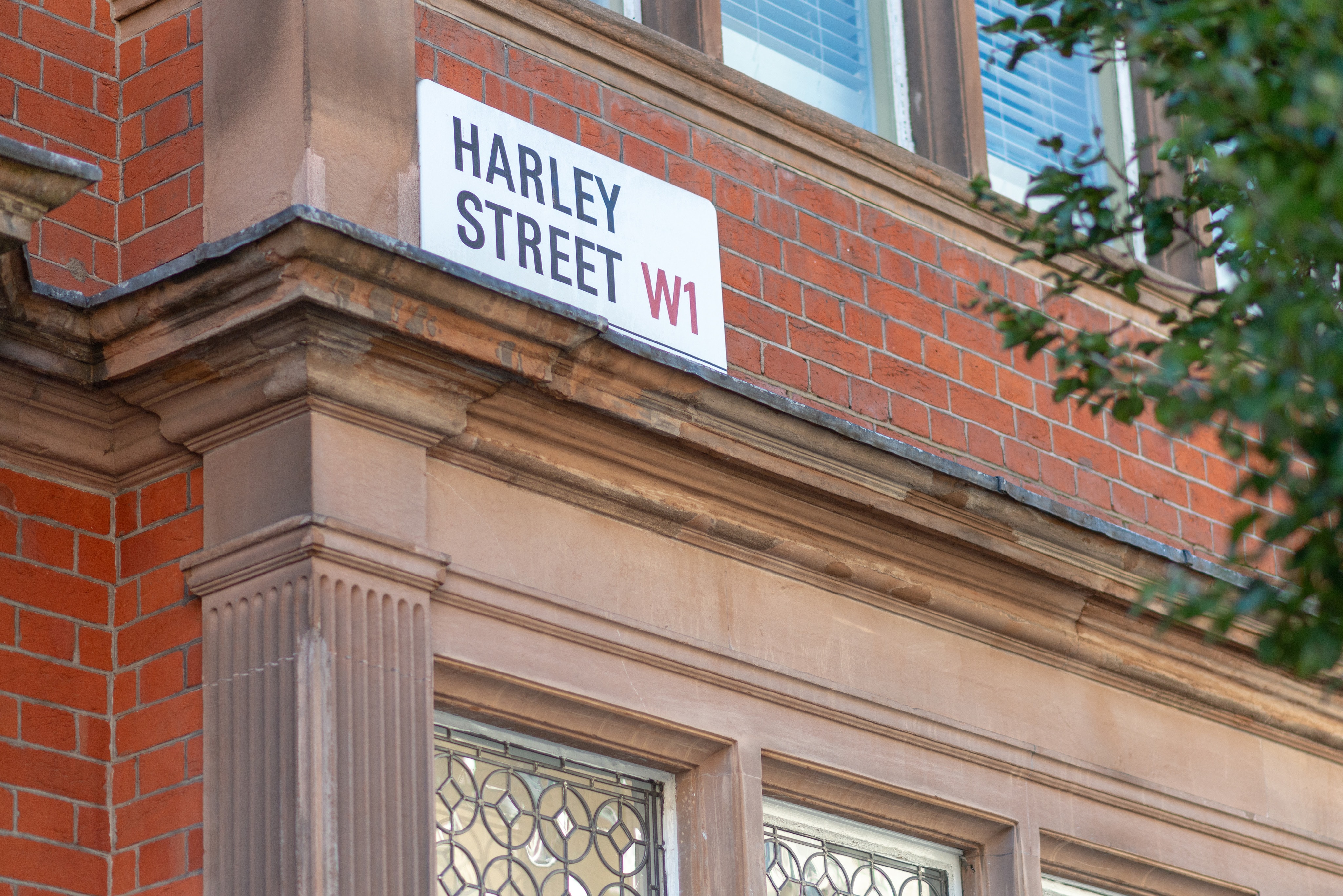 harley street sign on a building