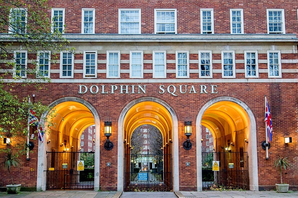dolphin sqaure flats front of building in westminister london